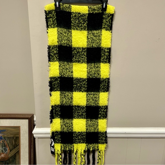Emanuel Geraldo Yellow & Black Buffalo Plaid Scarf NWT Fringe - Picture 5 of 6